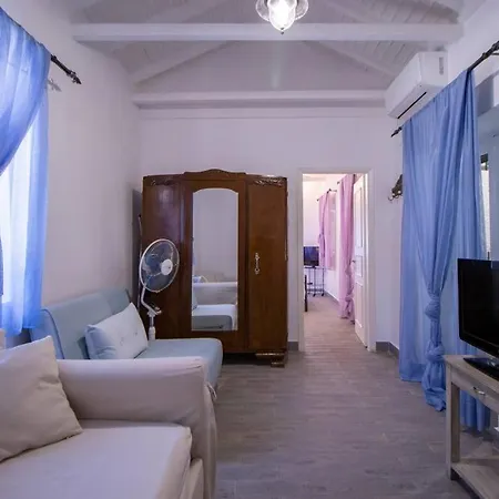 Holiday home On The Wave With Amazing View Paralia Kallonis