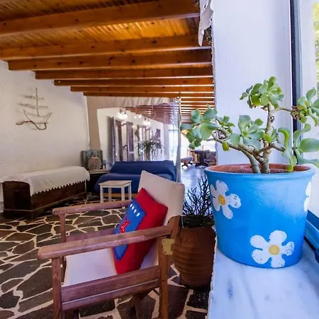 On The Wave With Amazing View Holiday home Paralia Kallonis